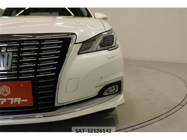 Toyota CROWN SEDAN 2016-06 8879271-13
