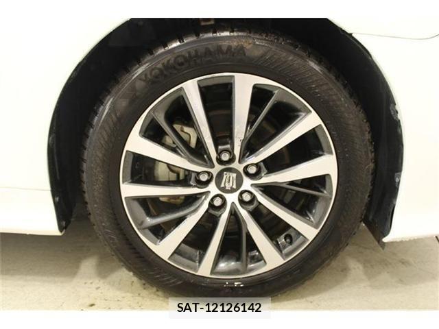 Toyota CROWN SEDAN 2016-06 8879271-21