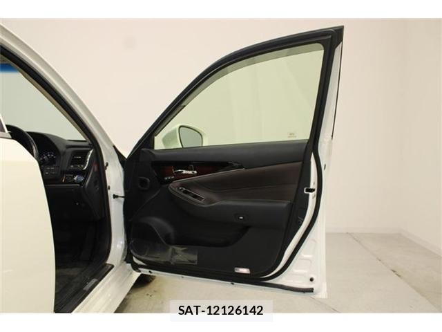Toyota CROWN SEDAN 2016-06 8879271-28