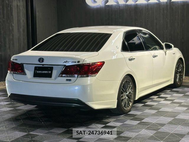 Toyota CROWN SEDAN 2014-05 8879275-13