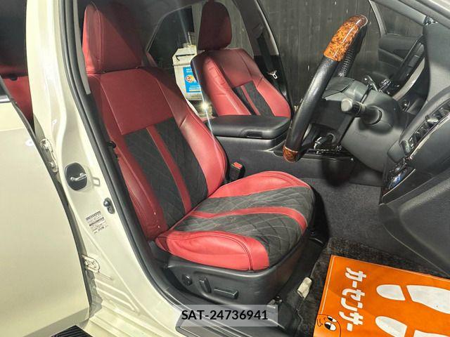 Toyota CROWN SEDAN 2014-05 8879275-5