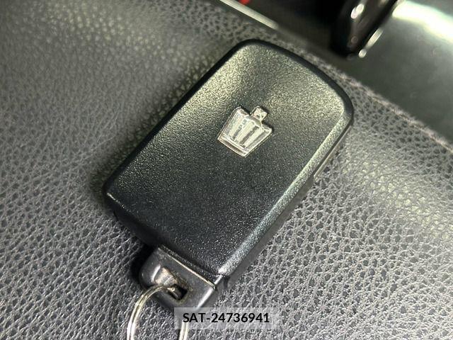 Toyota CROWN SEDAN 2014-05 8879275-8