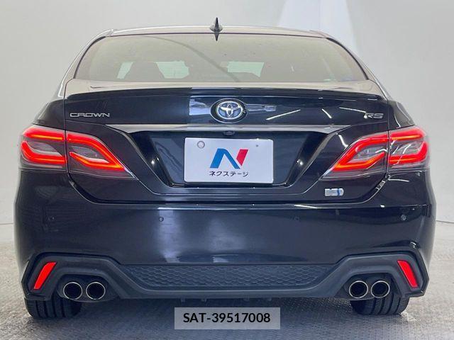 Toyota CROWN SEDAN 2018-11 8879257-16