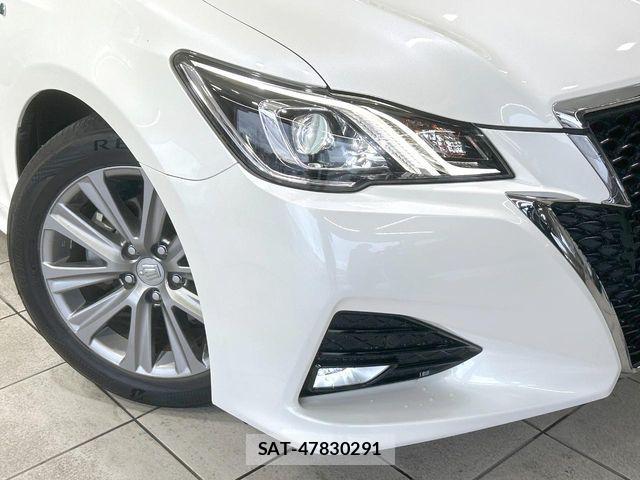 Toyota CROWN SEDAN 2016-12 8879269-11