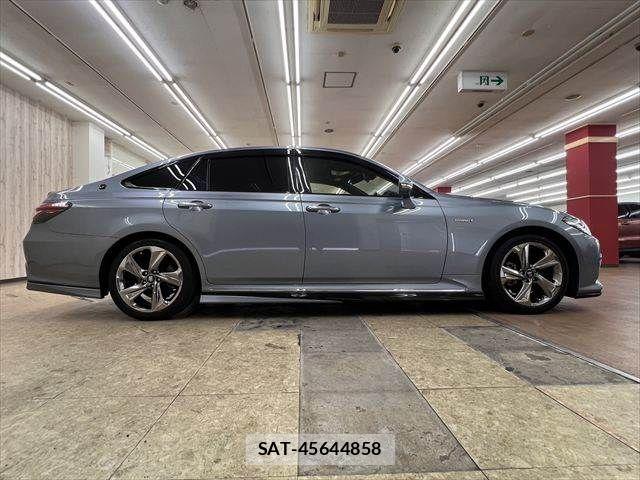 Toyota CROWN SEDAN 2018-09 8879260-16