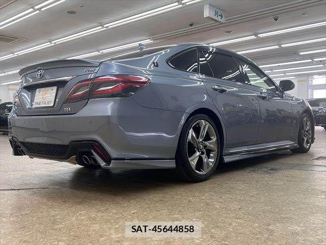 Toyota CROWN SEDAN 2018-09 8879260-18