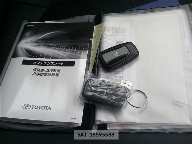 Toyota CROWN SEDAN 2021-10 8879256-3
