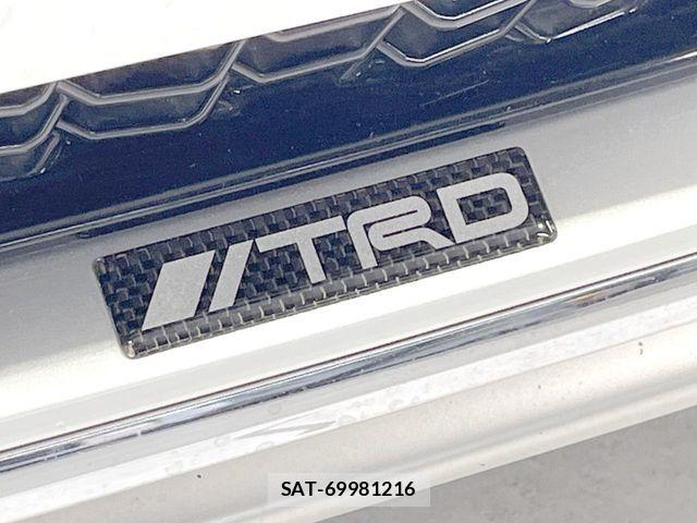 Toyota CROWN SEDAN 2018-07 8883466-3