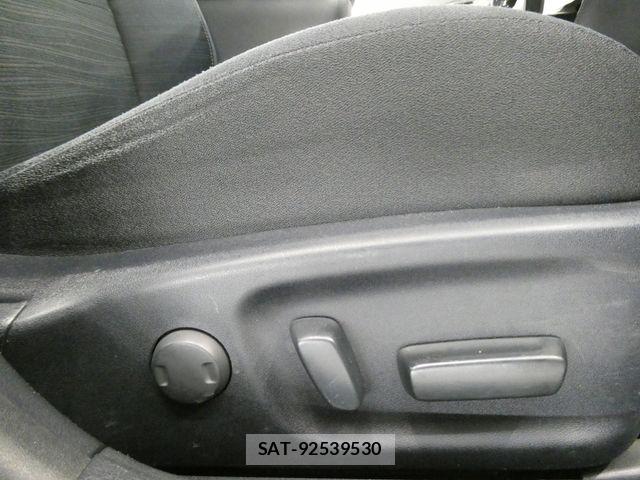 Toyota CROWN SEDAN 2013-04 8883468-10