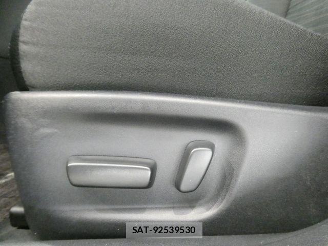 Toyota CROWN SEDAN 2013-04 8883468-15