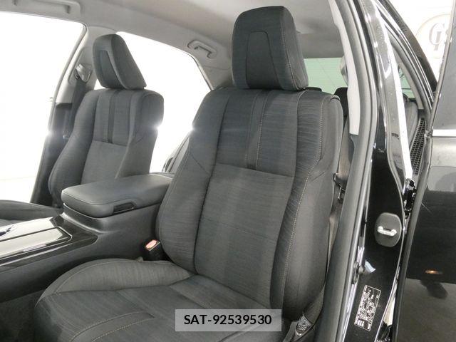 Toyota CROWN SEDAN 2013-04 8883468-16