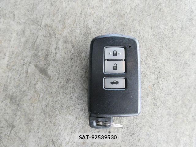 Toyota CROWN SEDAN 2013-04 8883468-29