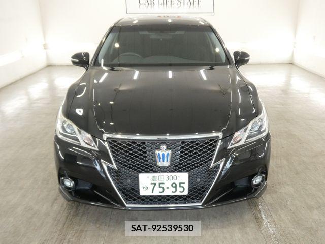 Toyota CROWN SEDAN 2013-04 8883468-3
