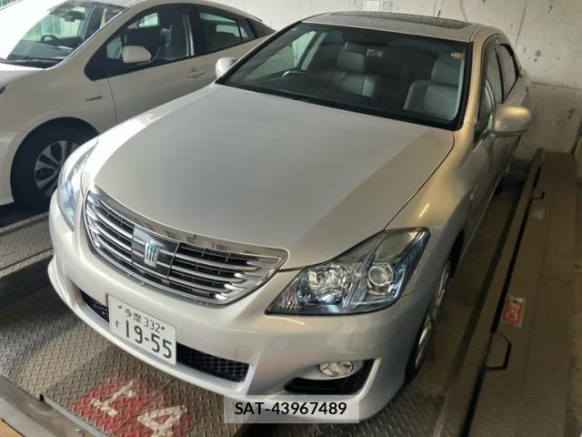 Toyota CROWN SEDAN 2008-10 8883469-0