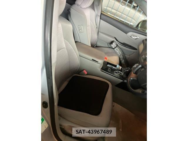Toyota CROWN SEDAN 2008-10 8883469-15