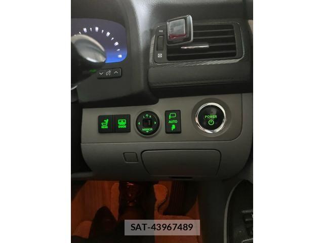 Toyota CROWN SEDAN 2008-10 8883469-16
