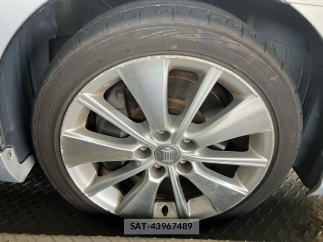 Toyota CROWN SEDAN 2008-10 8883469-6