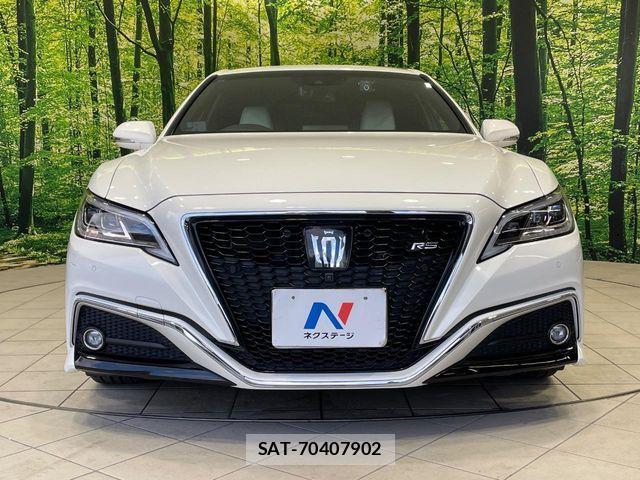 Toyota CROWN SEDAN 2019-01 8883463-13