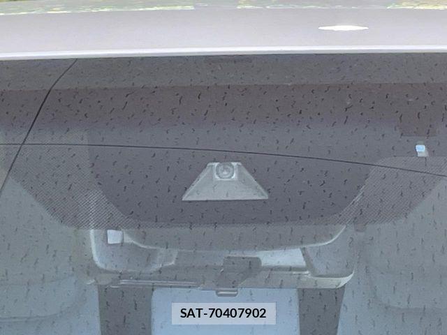 Toyota CROWN SEDAN 2019-01 8883463-2