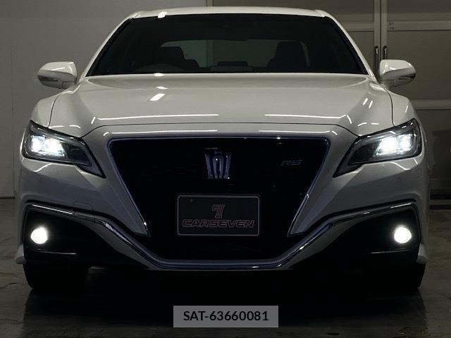 Toyota CROWN SEDAN 2018-11 608307-9