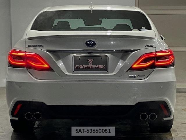 Toyota CROWN SEDAN 2018-11 608307-15