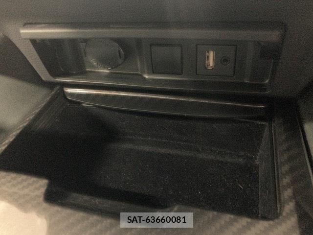 Toyota CROWN SEDAN 2018-11 608307-23