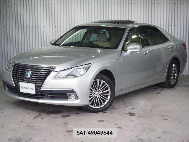 Toyota CROWN SEDAN 2015-03 608305-0