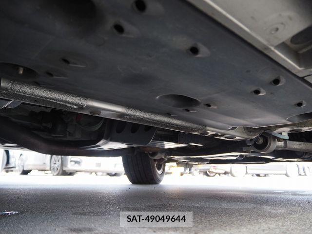 Toyota CROWN SEDAN 2015-03 608305-23