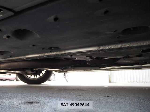 Toyota CROWN SEDAN 2015-03 608305-24