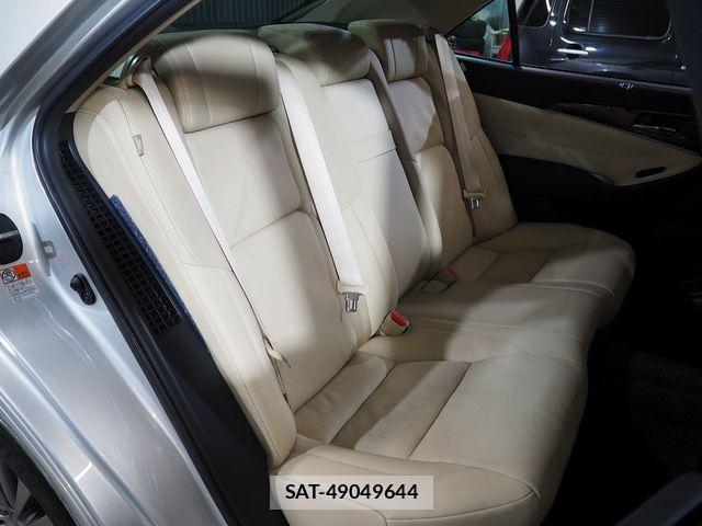 Toyota CROWN SEDAN 2015-03 608305-25