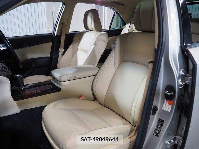 Toyota CROWN SEDAN 2015-03 608305-8