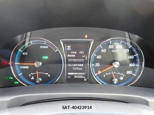 Toyota CROWN SEDAN 2018-04 1299135-9