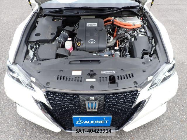Toyota CROWN SEDAN 2018-04 1299135-22