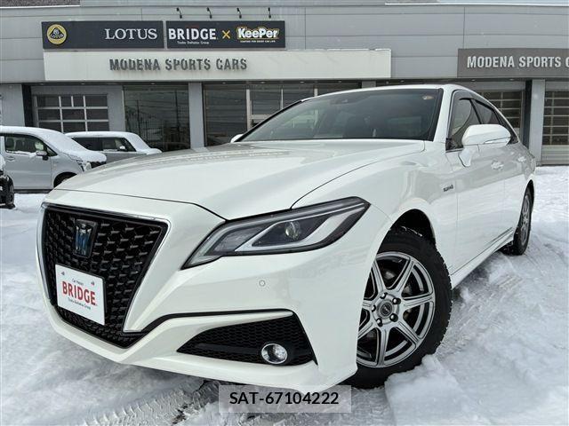Toyota CROWN SEDAN 2018-07 3664608-1