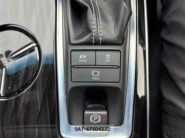 Toyota CROWN SEDAN 2018-07 3664608-27