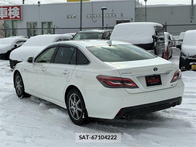Toyota CROWN SEDAN 2018-07 3664608-3