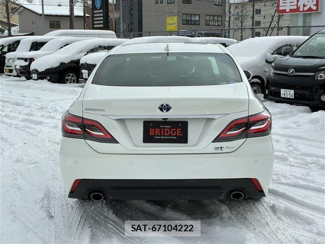 Toyota CROWN SEDAN 2018-07 3664608-4