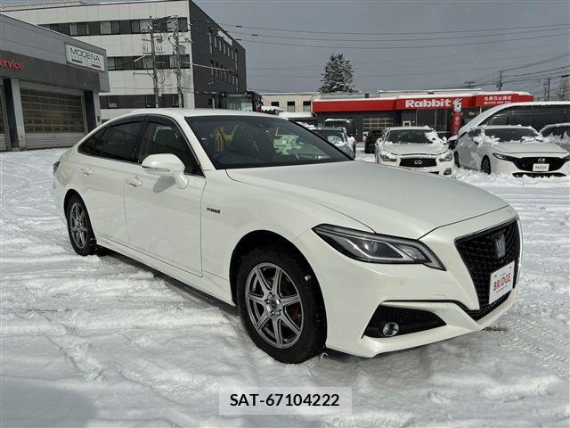 Toyota CROWN SEDAN 2018-07 3664608-7