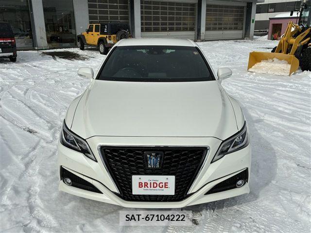Toyota CROWN SEDAN 2018-07 3664608-8