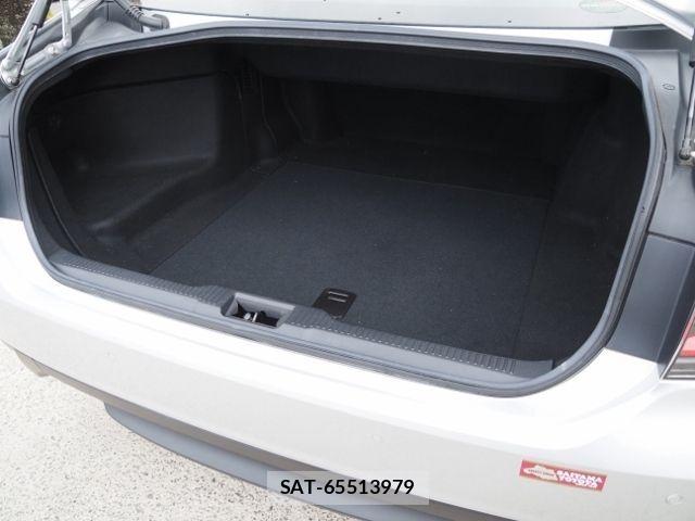 Toyota CROWN SEDAN 2019-01 3904640-15