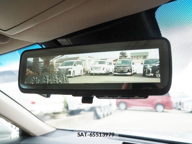 Toyota CROWN SEDAN 2019-01 3904640-19