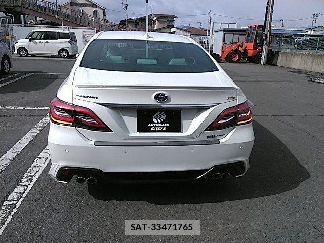 Toyota CROWN SEDAN 2018-12 4322144-4