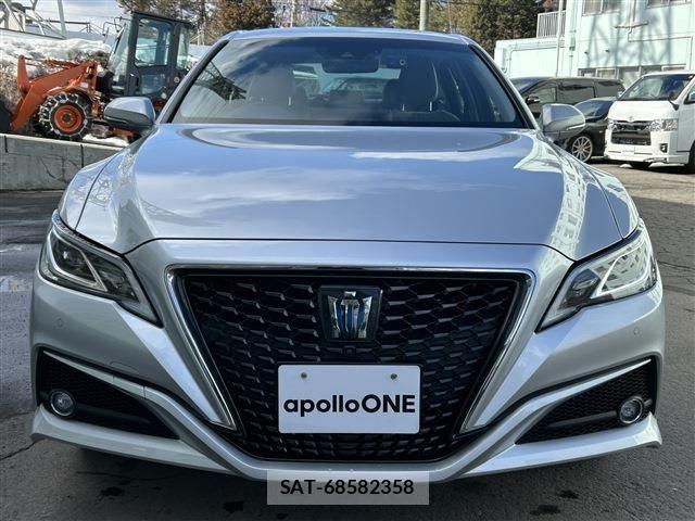 Toyota CROWN SEDAN 2020-12 4589770-1