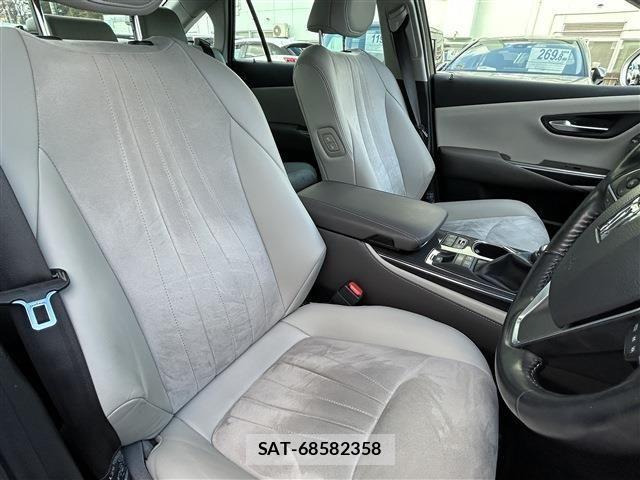 Toyota CROWN SEDAN 2020-12 4589770-21