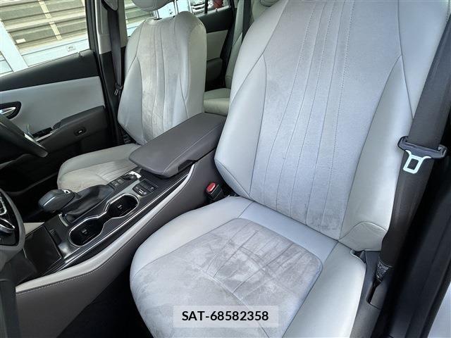 Toyota CROWN SEDAN 2020-12 4589770-22