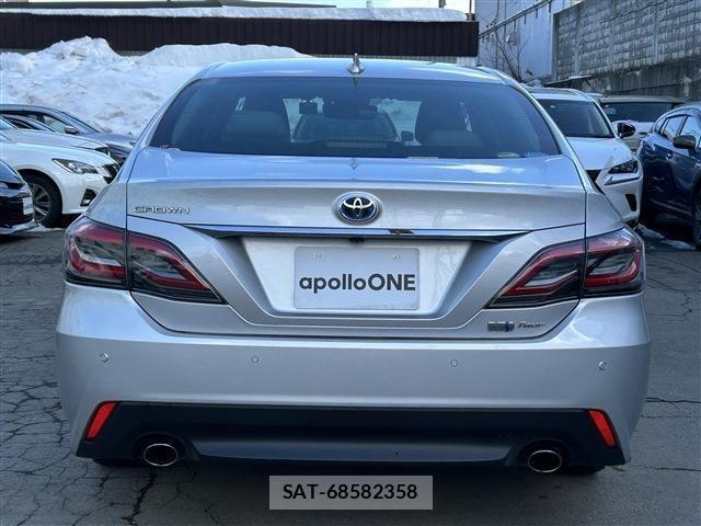 Toyota CROWN SEDAN 2020-12 4589770-3