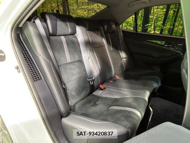 Toyota CROWN SEDAN 2018-04 4589766-8