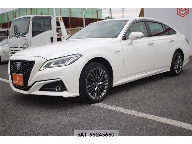 Toyota CROWN SEDAN 2018-11 4936327-10