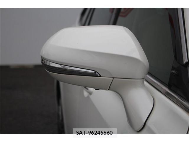 Toyota CROWN SEDAN 2018-11 4936327-24