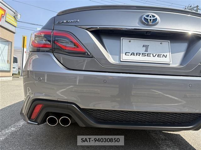 Toyota CROWN SEDAN 2021-09 5864077-14